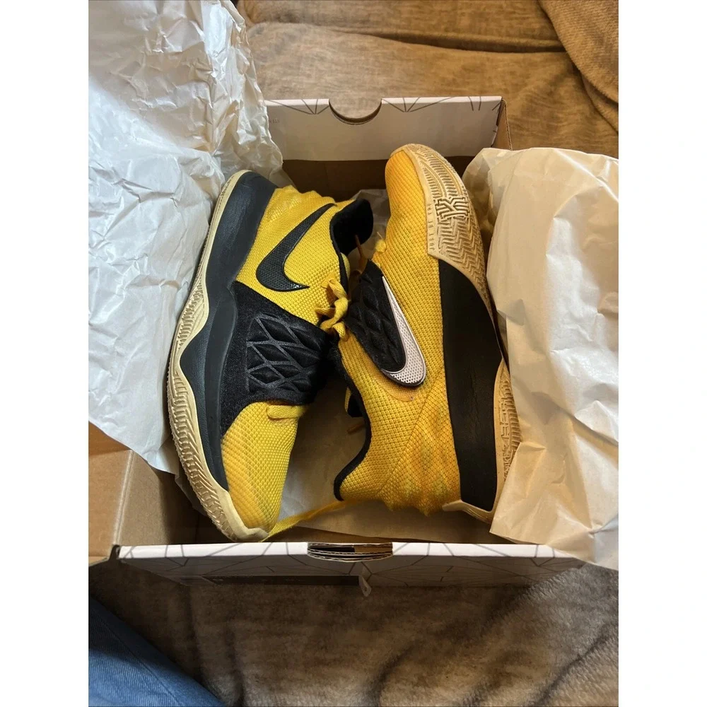 Nike step up